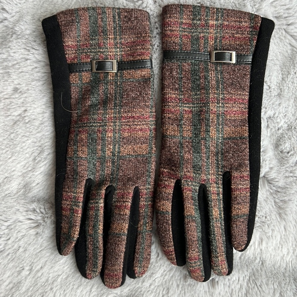 Gloves